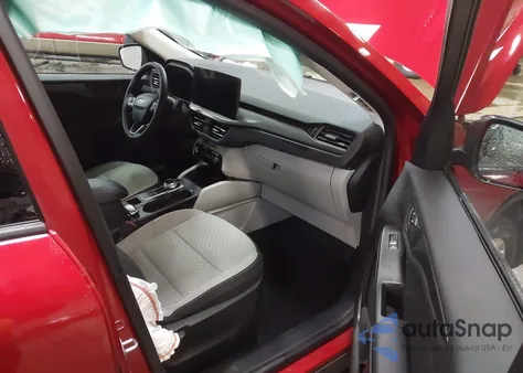 2023 Ford Escape Active z USA, uszkodzony, nr VIN 1FMCU9GN9PUB07098